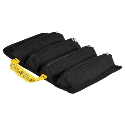 Necessaire organizadora preta com quatro compartimentos e alça amarela