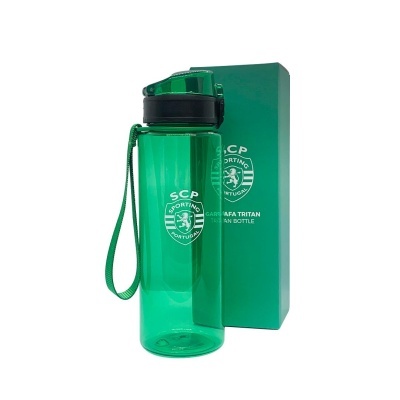 garrafa de água verde translucida com tampa preta e logotipo do Sporting CP