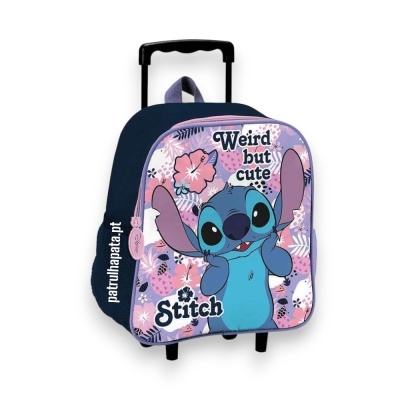 Mala de rodas infantil com estampa do personagem Stitch e texto 'Weird but cute Stitch' numa mala cor azul e rosa