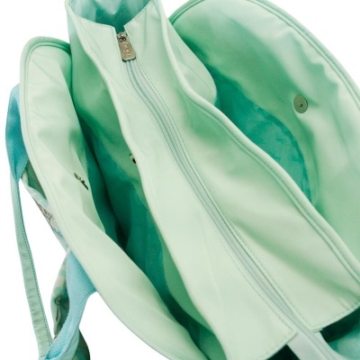 Mala verde-água com múltiplos compartimentos e fecho éclair