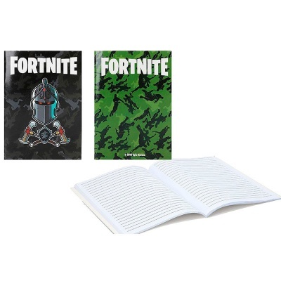 Dois cadernos Fortnite e um caderno aberto com páginas pautadas