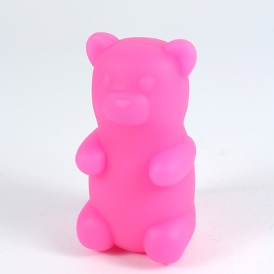 Ursinho cor-de-rosa em silicone com textura lisa