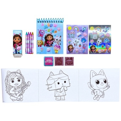Conjunto desenho infantil com lápis de cor, caderno, folhas para colorir e autocolantes.