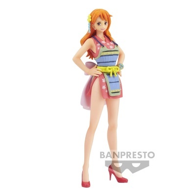 Figura personagem feminina com vestido colorido e sapatos vermelhos