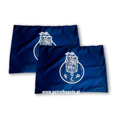 Duas capas azuis com emblema do Futebol Clube do Porto e texto www.patrulhapata.pt