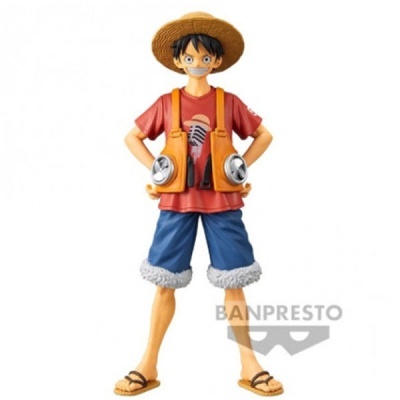 Figura de ação Monkey D. Luffy com colete laranja e chapéu de palha