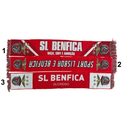 Três cachecóis do SL Benfica vermelhos e brancos com emblema do clube e textos relacionados