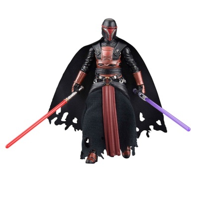 Figura de ação do The Mandalorian com espada de luz vermelha e roxa