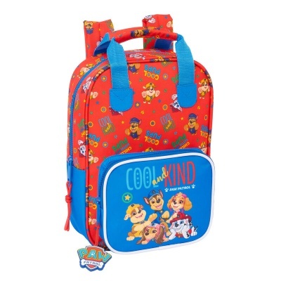 Mochila infantil vermelha e azul com personagens do Paw Patrol e texto COOL and KIND PAW PATROL