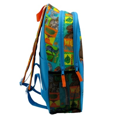 Mochila infantil azul com estampas de dinossauros e bolsos laterais em rede preta