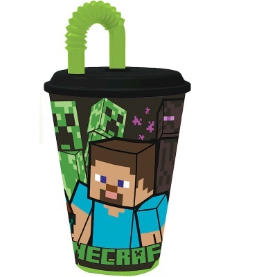 Copo com personagens pixelizados do Minecraft e palhinha verde