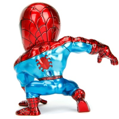 Figura do Homem-Aranha agachado em cores vermelho e azul com detalhes de teias pretas