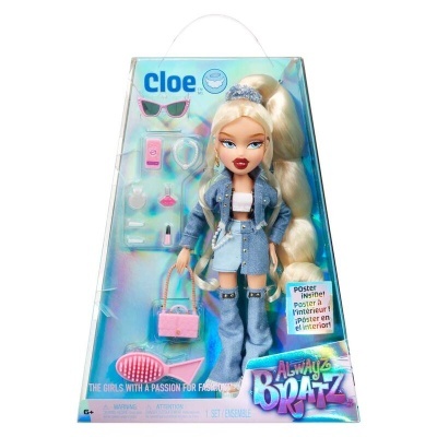 Boneca Cloe Always Bratz com acessórios em embalagem transparente