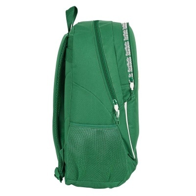 Mochila verde com fechos e bolso lateral em rede