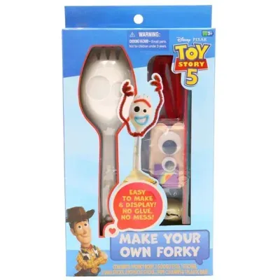 Brinquedo Make Your Own Forky Toy Story 5 em embalagem azul com colher e materiais para montar Forky