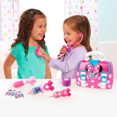 Brinquedo kit médico infantil Minnie com mala e instrumentos, usado por crianças