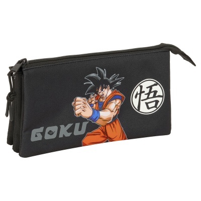 Estojo preto com impressão do personagem Goku e texto GOKU