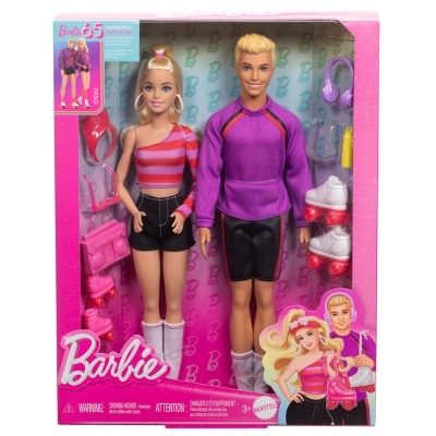 Brinquedo Barbie 65 peças com bonecas e acessórios em caixa rosa