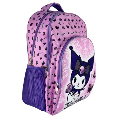Mochila rosa e roxa com personagem Kuromi e detalhes de morcegos e rosas