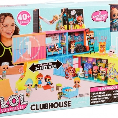 Brinquedo LOL Surprise! Clubhouse com várias bonecas e acessórios coloridos