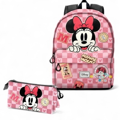 Mochila e necessaire rosa com padrão quadriculado e imagens da Minnie Mouse da Disney.