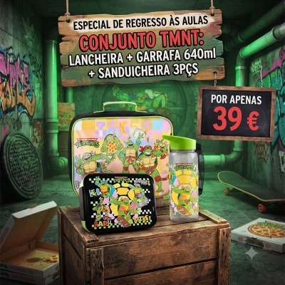 Conjunto TMNT lancheira, garrafa e sanduicheira com estampados de Tartarugas Ninja sobre caixa de madeira