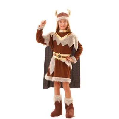 Criança com fantasia viking castanha e bege com capa preta