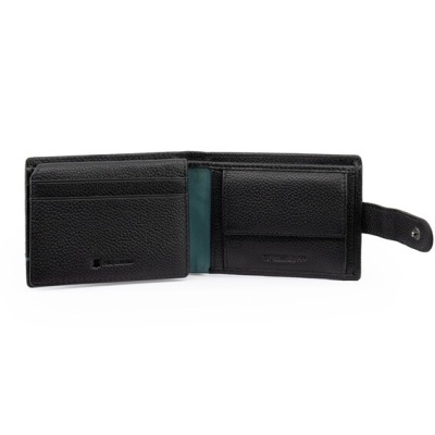Carteira masculina em pele preta com fecho de aba e múltiplos compartimentos