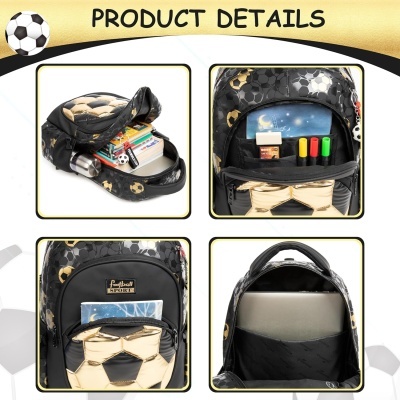 Mochila preta e dourada com padrão de bolas de futebol e múltiplos compartimentos
