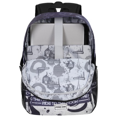 Mochila PRO DG em preto, branco e cinza com gráfico e texto RIDE THE MOON