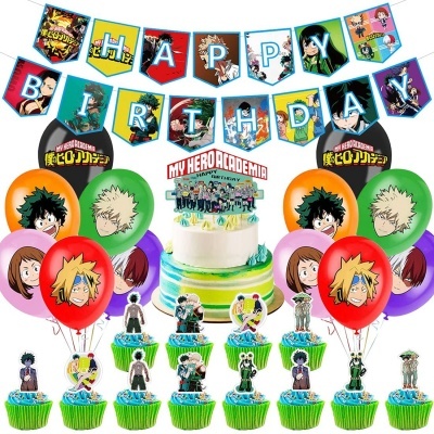 Decoração de festa My Hero Academia com faixa HAPPY BIRTHDAY, balões, bolo e cupcakes temáticos.