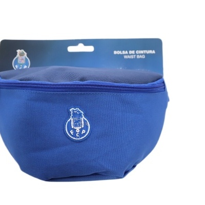 Bolsa de cintura azul do FC Porto com fecho e emblema na frente.