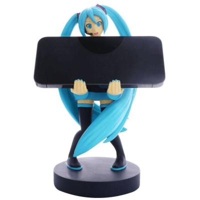 Figura de personagem azul segurando base preta