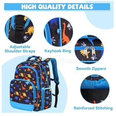 mochila azul com padrão de dinossauros e alças ajustáveis