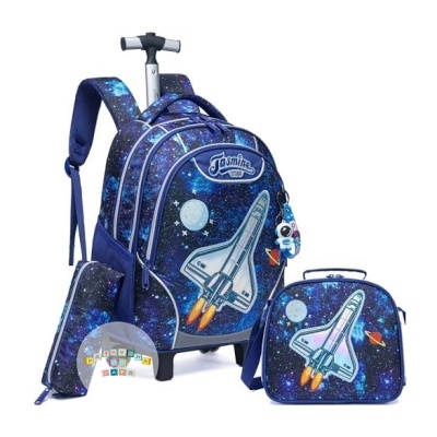 Conjunto mochila de rodas, lancheira e estojo azul com foguete e céu estrelado