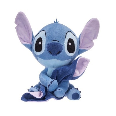 Pelúcia azul do Stitch com uma manta azul