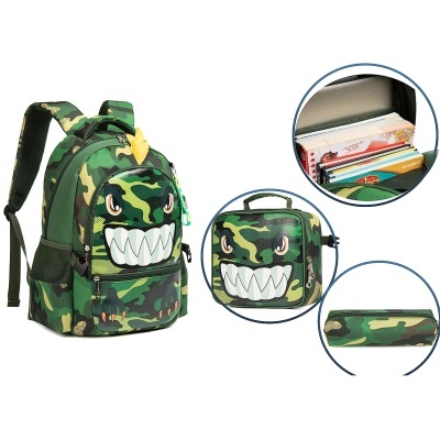 Conjunto escolar camuflado com rosto animado, inclui mochila, estojo e lancheira