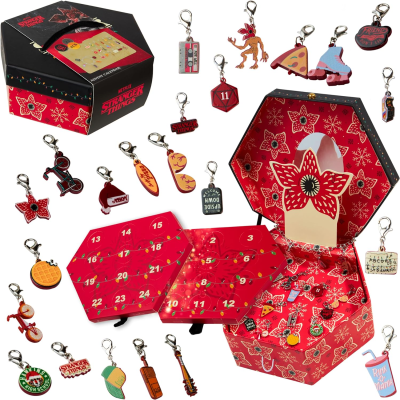 Calendário de advento vermelho de Stranger Things com pendentes temáticos