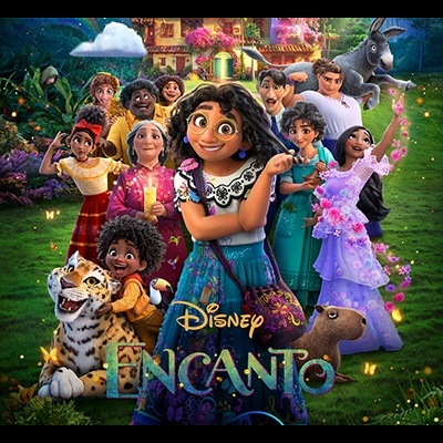 Cartaz do filme Encanto da Disney com várias personagens coloridas em ambiente natural