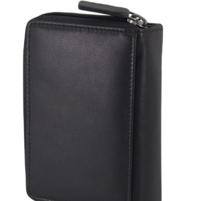 Carteira preta de pele com fecho de correr