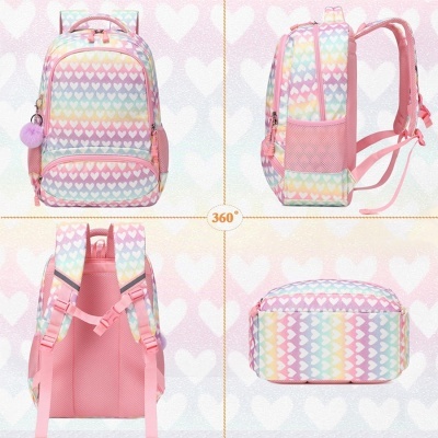 Mochila escolar colorida com padrão de corações e detalhes em rosa