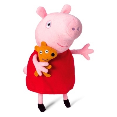 Pelúcia da personagem Peppa Pig com vestido vermelho e pelúcia laranja na mão