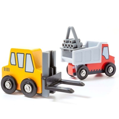 Brinquedos de madeira empilhador amarelo e carrinha vermelha com caixote cinza e cilindros