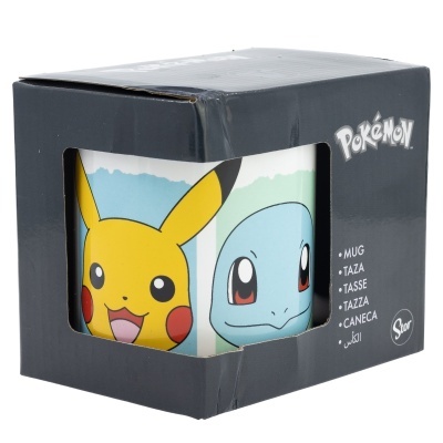 Caneca Pokémon com Pikachu e Squirtle em caixa preta
