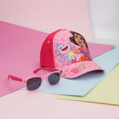 Boné rosa e vermelho com personagens de desenho animado e óculos de sol rosa para crianças