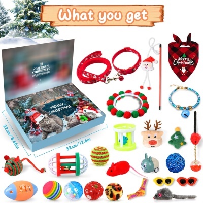 Conjunto de brinquedos para gatos com tema de Natal, incluindo bolas, ratinhos, braceletes e embalagem com texto Merry Christmas.