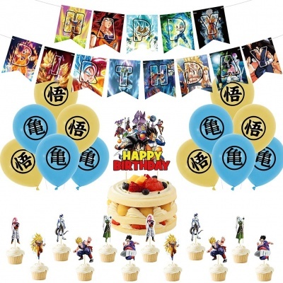 Decoração de aniversário com balões, faixa HAPPY BIRTHDAY, bolo com frutas e cupcakes com figuras de anime