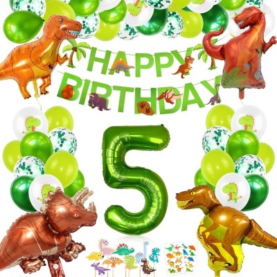 Balões de aniversário verdes e metalizados com temas de dinossauros e banner HAPPY BIRTHDAY
