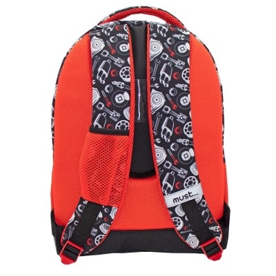 Mochila vermelha com alças pretas decoradas com padrões de robots e texto 'must.'