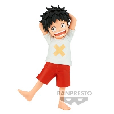 Figura colecionável de personagem animado com t-shirt branca e calções vermelhos